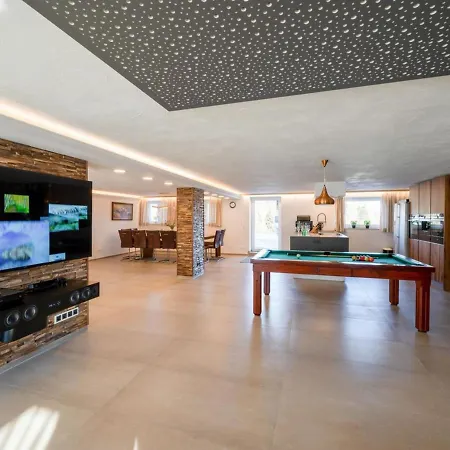 Ferienwohnung Buchenberg דירה *